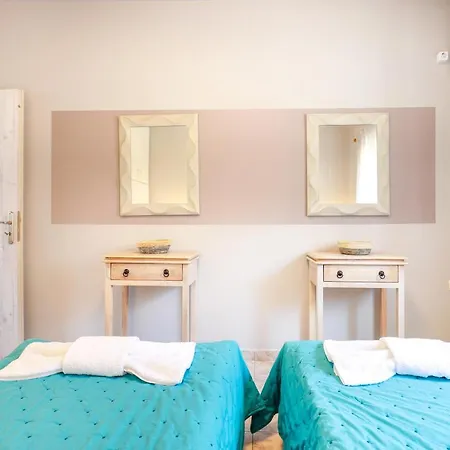 Catherine Blue Suites - 4 Minutes Off The Beach Poros  Exterior photo