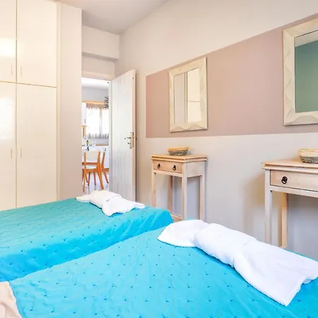 Catherine Blue Suites - 4 Minutes Off The Beach Poros  Exterior photo