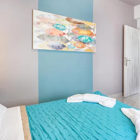 Catherine Blue Suites - 4 Minutes Off The Beach Poros  Exterior photo