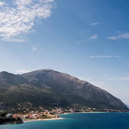 Catherine Blue Suites - 4 Minutes Off The Beach Poros  Exterior photo