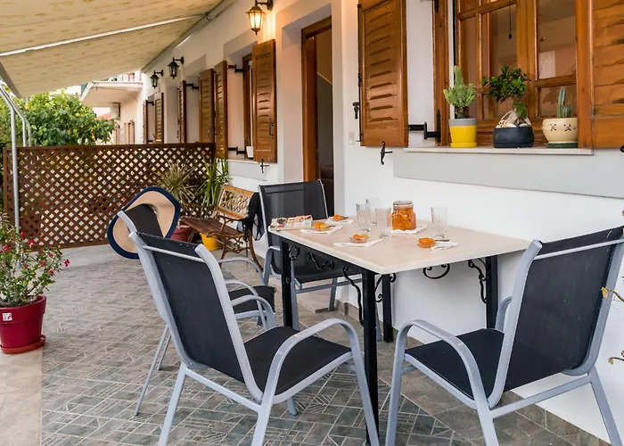 Catherine Blue Suites - 4 Minutes Off The Beach